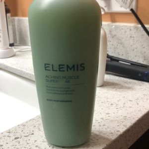 NEW Elemis aching muscle super soak